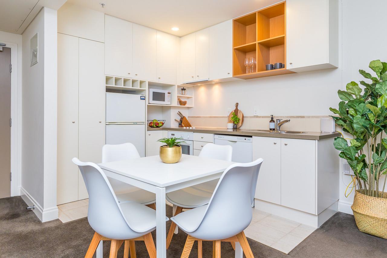Lovely City Apartment! Views, Pool And Gym โอ๊คแลนด์ ภายนอก รูปภาพ
